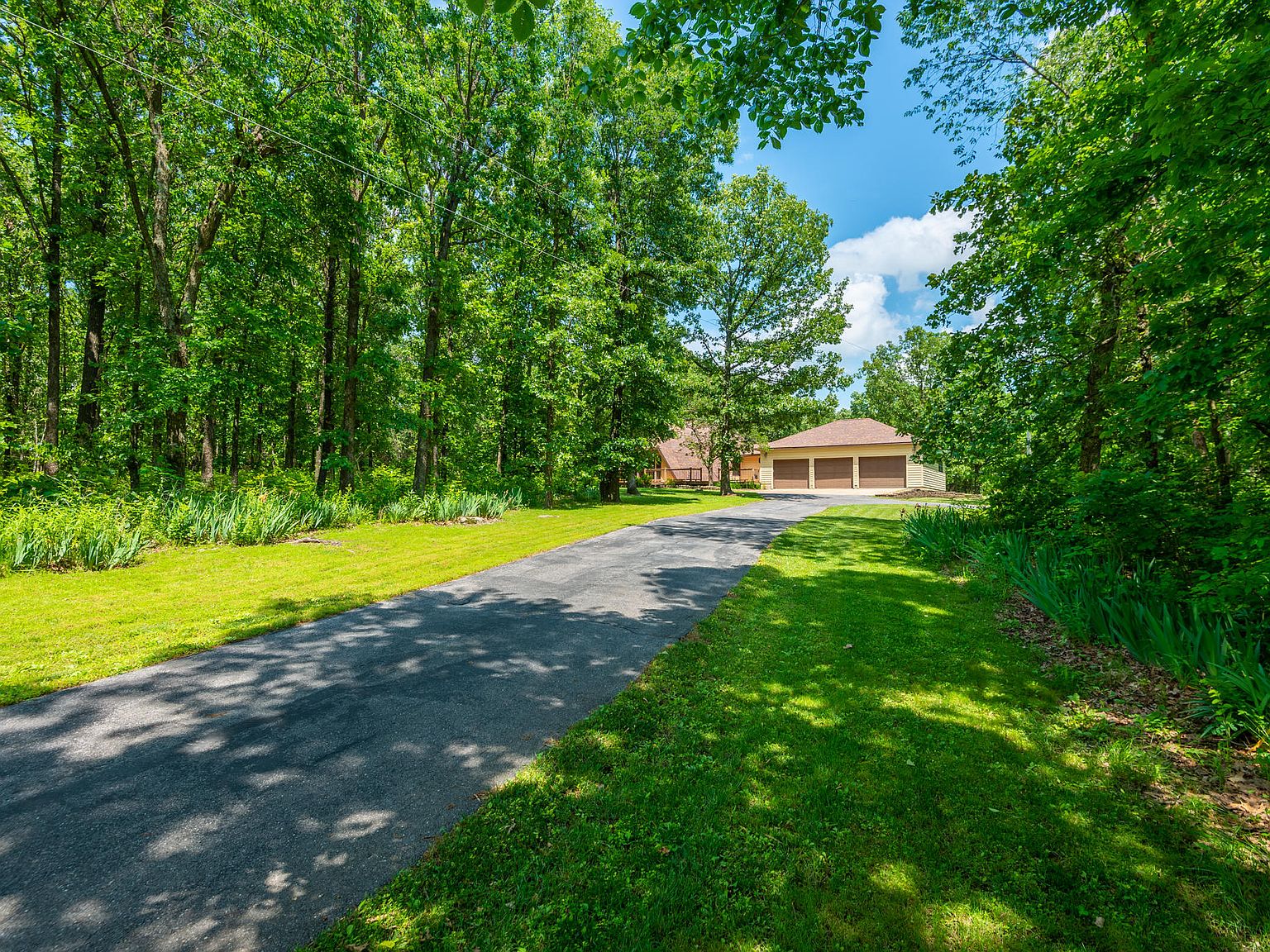 536 Settlers Trail Rd, Marshfield, MO 65706 | Zillow