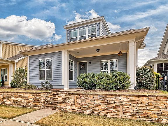 2nd image of 213 Coldwater Xing