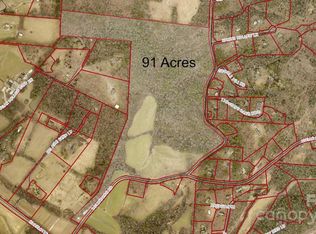 77 Hollywood Rd, Fairview, NC 28730