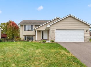 604 Sunset St, Buffalo, MN 55313