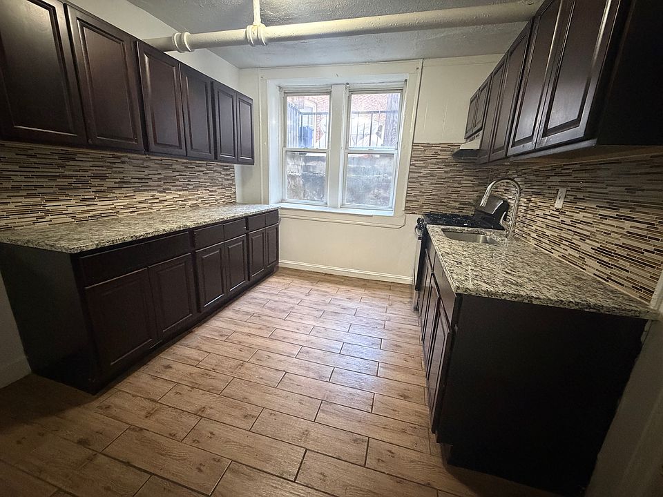 1st image of 254 Joralemon St #319