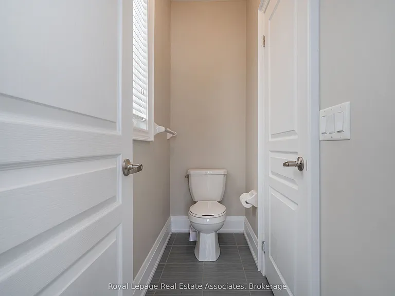 741 Cedar St #A — Photo 11