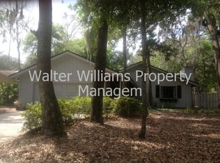 12132 Spiney Ridge Dr S, Jacksonville, FL 32225