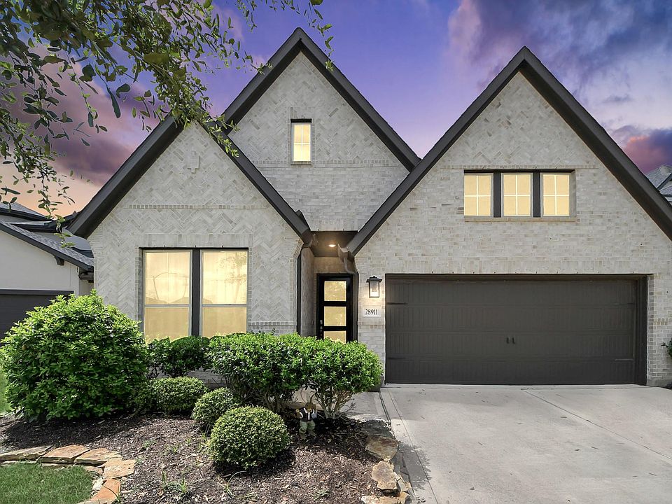 1st image of 28911 Laurel Grove Ln