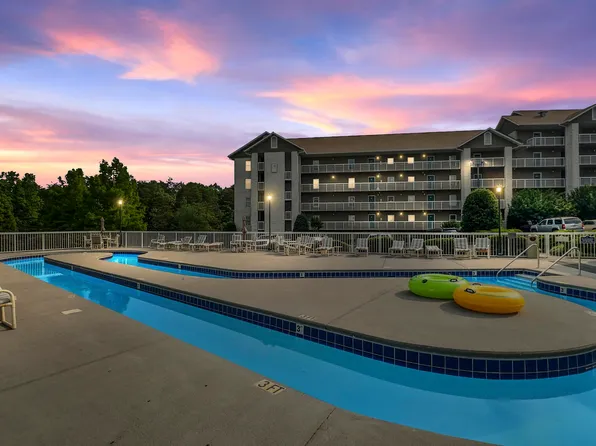 205 Ogle Dr #614, Pigeon Forge, TN 37863