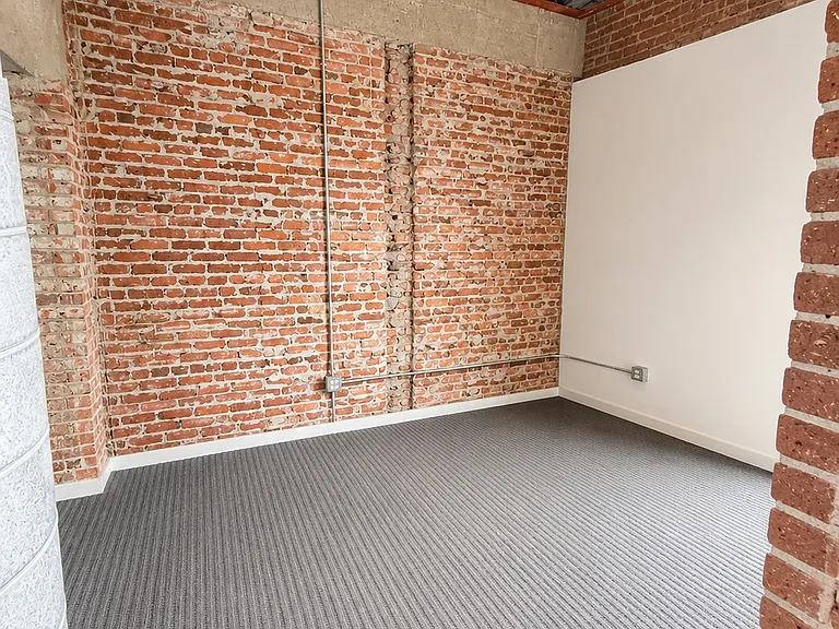 103 E Sprague Ave #207 — Photo 15