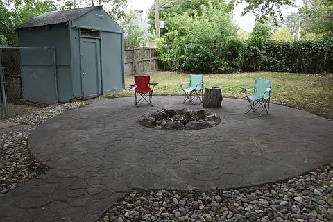 2 bed, $1,200 — Photo 4