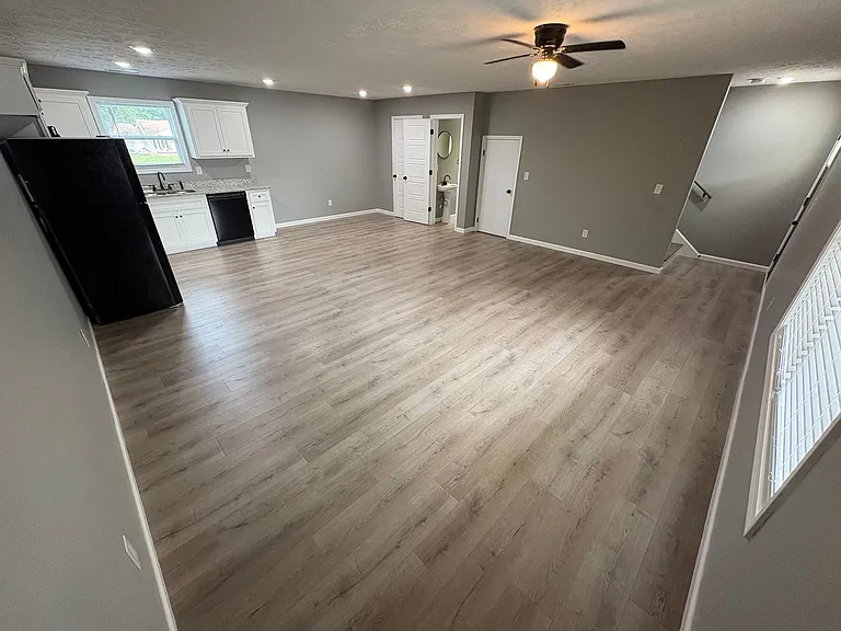 705 Haley St — Photo 4