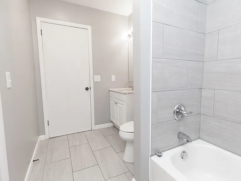 857 Heritage Cir — Photo 20