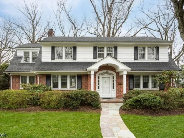 63 Oak Ridge Ave, Summit City, NJ 07901