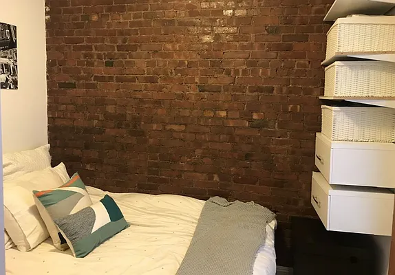 Rented by LJ Sloane Management | media 30