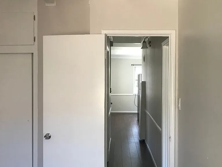 4221 Duquesne Ave — Photo 17