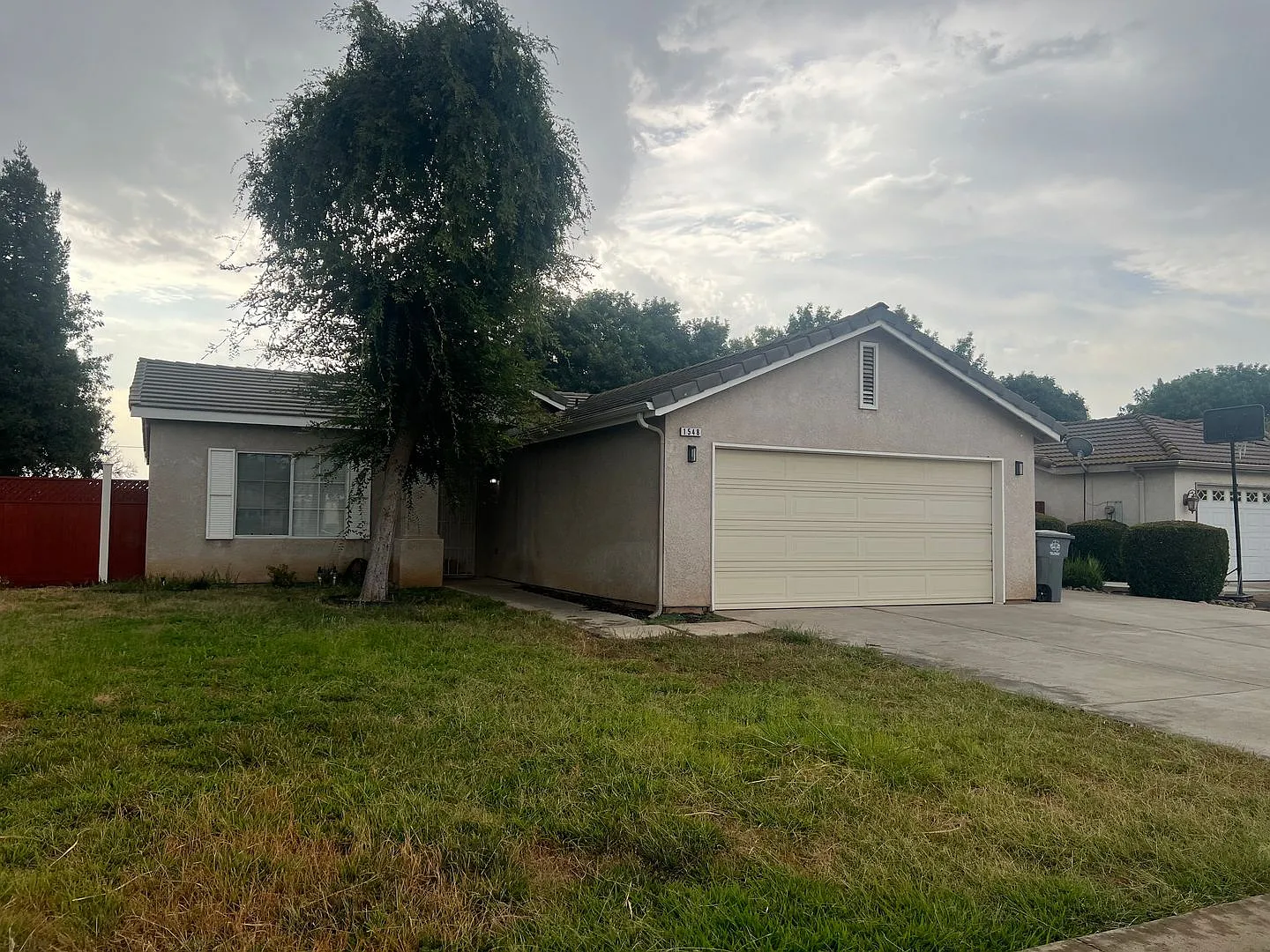 2 bedroom home — Photo 2