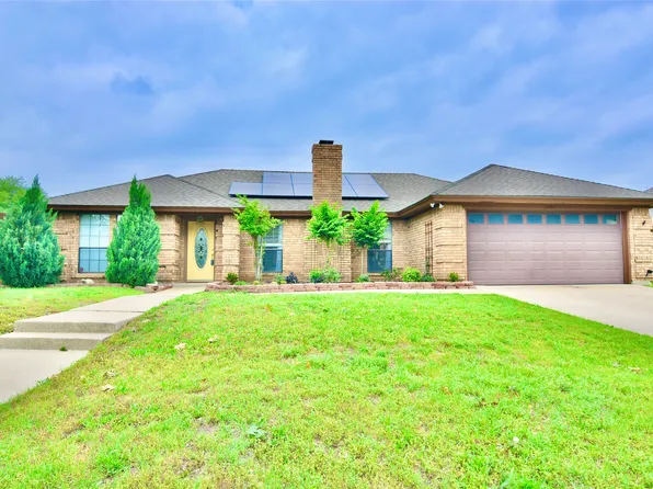 5605 Puerto Vallarta Dr, North Richland Hills, TX 76180