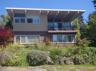 12002 9th Ave NW, Seattle, WA 98177