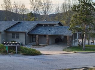 3 Appaloosa Dr, Holiday Island, AR 72631