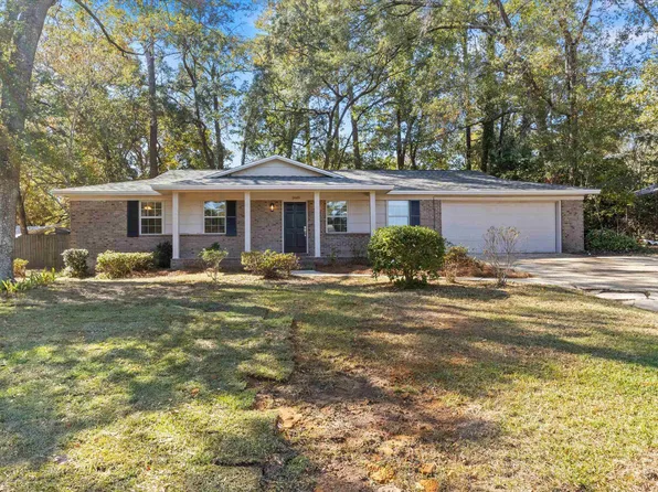 1449 Oldfield Dr, Tallahassee, FL 32308