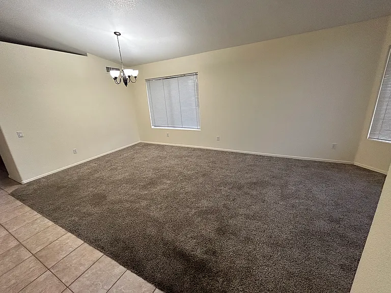 519 W Bluefield Ave — Photo 3