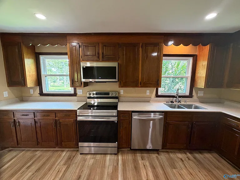4307 Indian Hills Rd — Photo 13