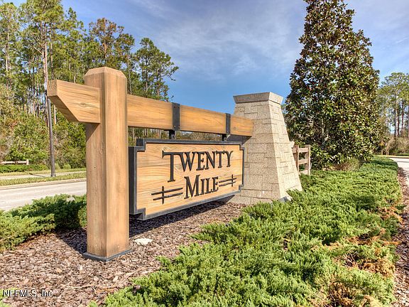 3rd image of 211 DEER VALLEY Drive