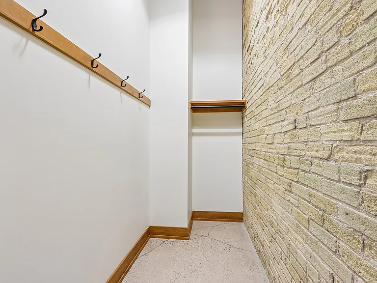 Ward House — Photo 236