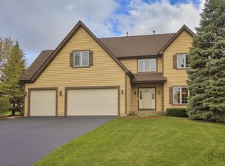 25037 W Palmer Ct, Antioch, IL 60002