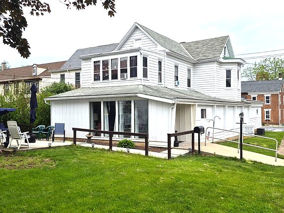 3rd image of 103 W Keller St #9