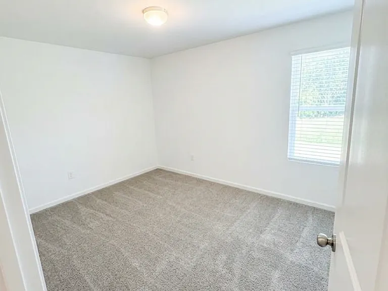 1412 Stork Dr — Photo 14