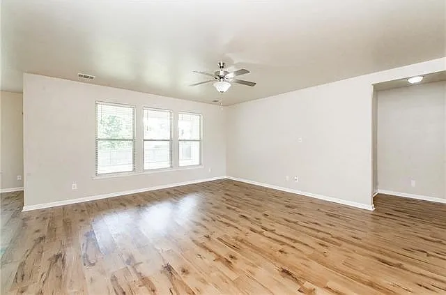 16170 Derry St — Photo 3