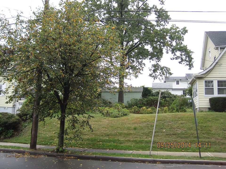 2nd image of 231 New St