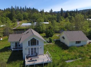 100 Browntown Rd, Cave Junction, OR 97523