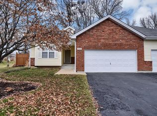 2094 King Arthur Ct, Saint Louis, MO 63146