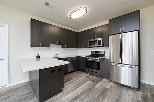2 Hennessey Blvd #304 — Photo 11