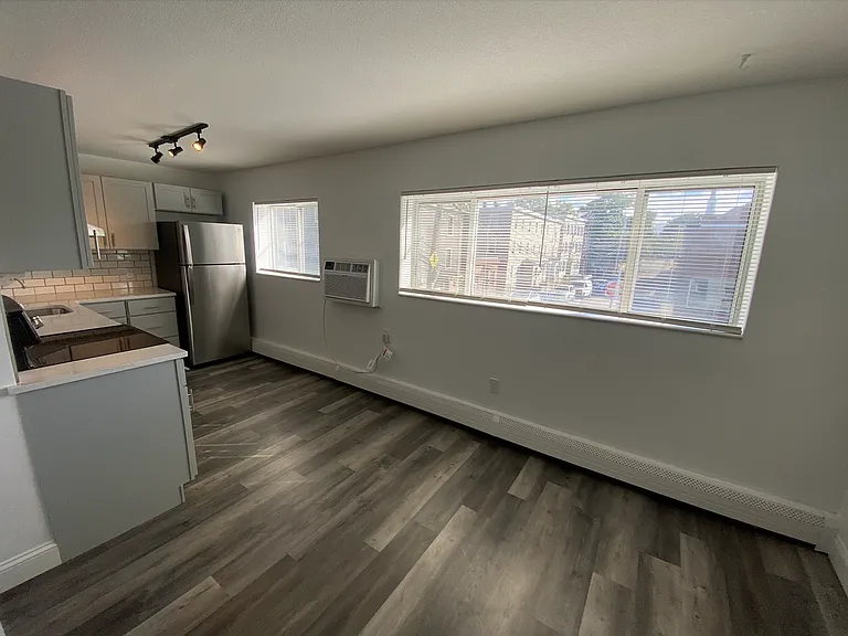 181 School St #11 — Photo 4