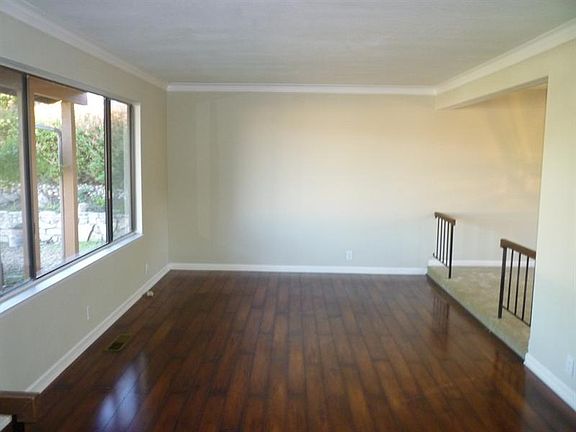 5th image of 3676 Norwood Ave