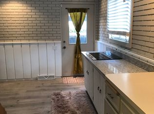 1226 S 6th St #B, Saint Charles, IL