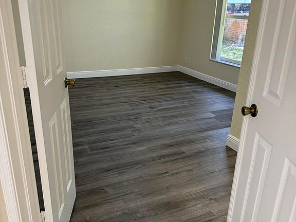 4th image of 1079 Mulberry Pl