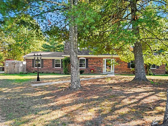 4th image of 729 Mount Zion Rd