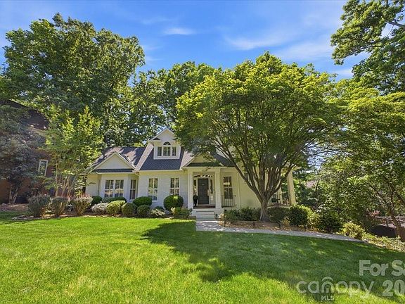 3rd image of 3726 Surry Ridge Ct