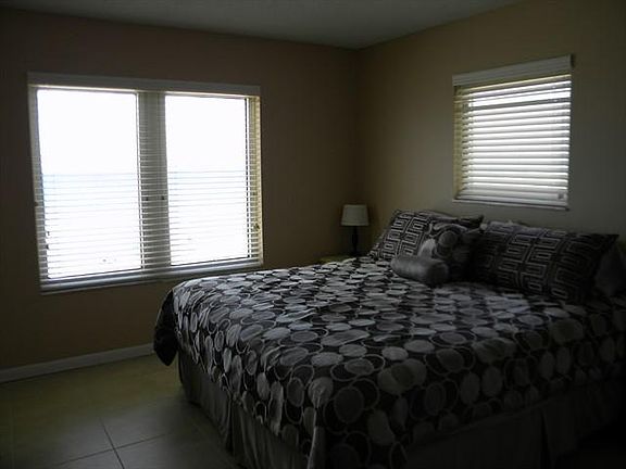 2nd image of 601 N Atlantic Ave APT 511