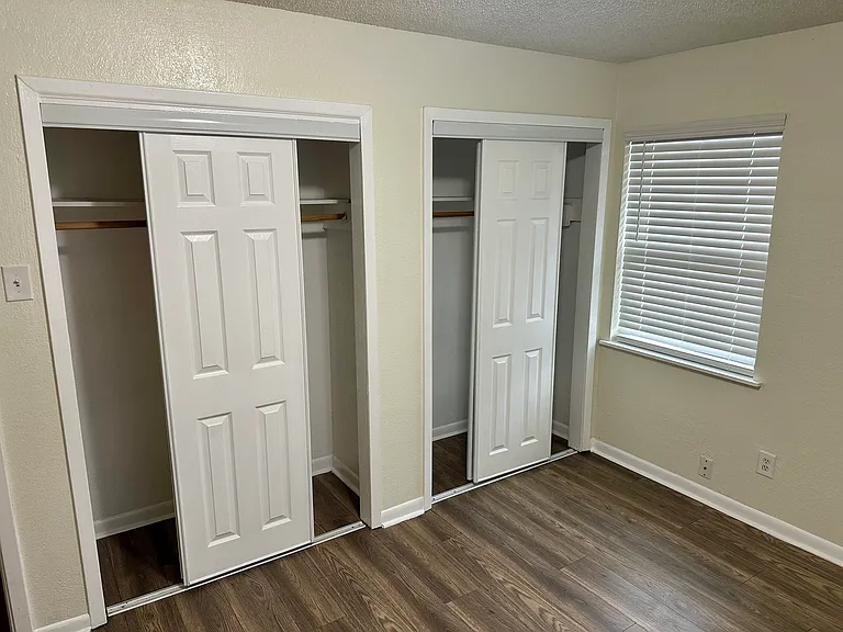 5557 Patton Dr — Photo 7