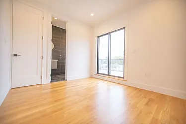 Rented by Venn NY Inc