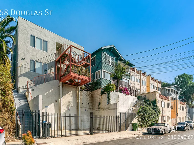 158 Douglas St — Photo 21