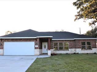 912 Marcellus Ct, Arlington, TX 76011