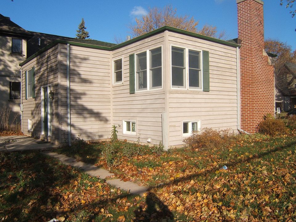 2nd image of 311 W 6th Ave