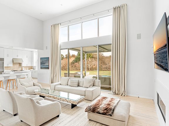 3rd image of 95 Seascape Ln