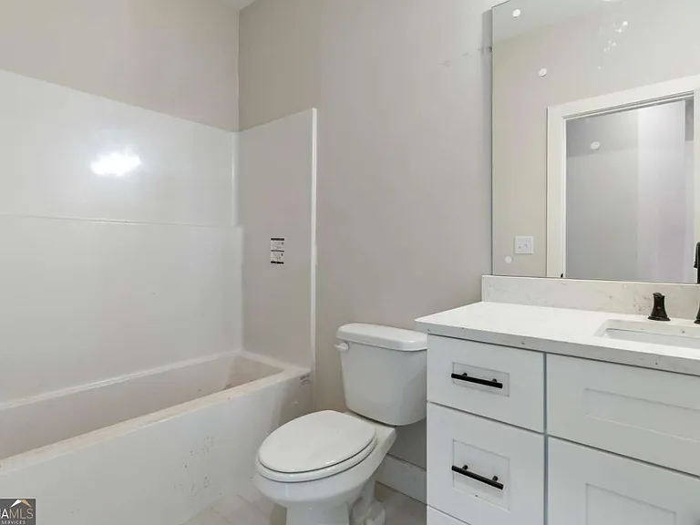 400 Ansley Dr — Photo 24