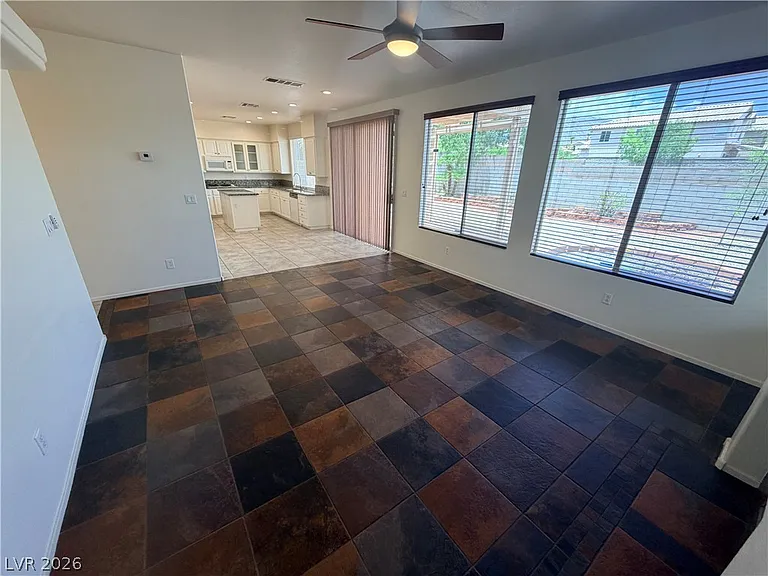 925 Lexington Cross Dr — Photo 21