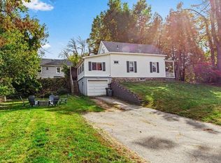 12 Bell Ave, Hooksett, NH 03106