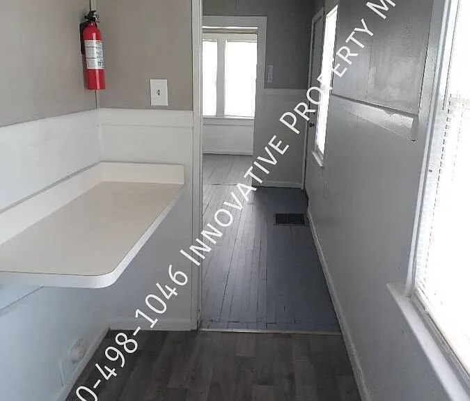 1115 Knapp Ave #2 — Photo 14